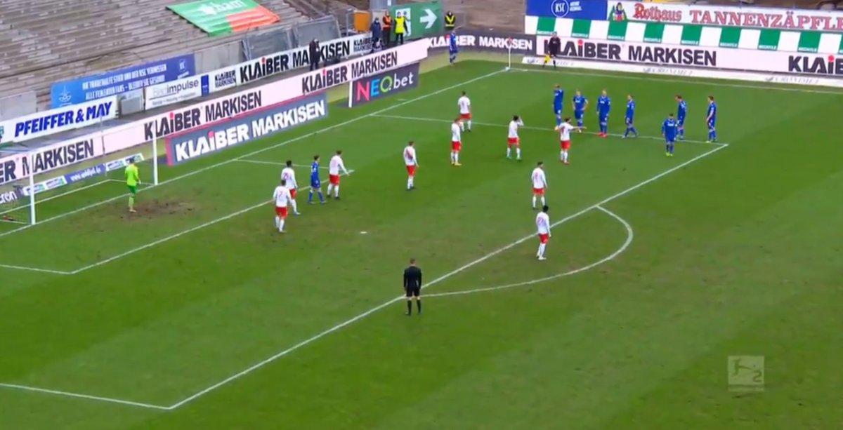 Karlsruher'in ilginç korner taktiği