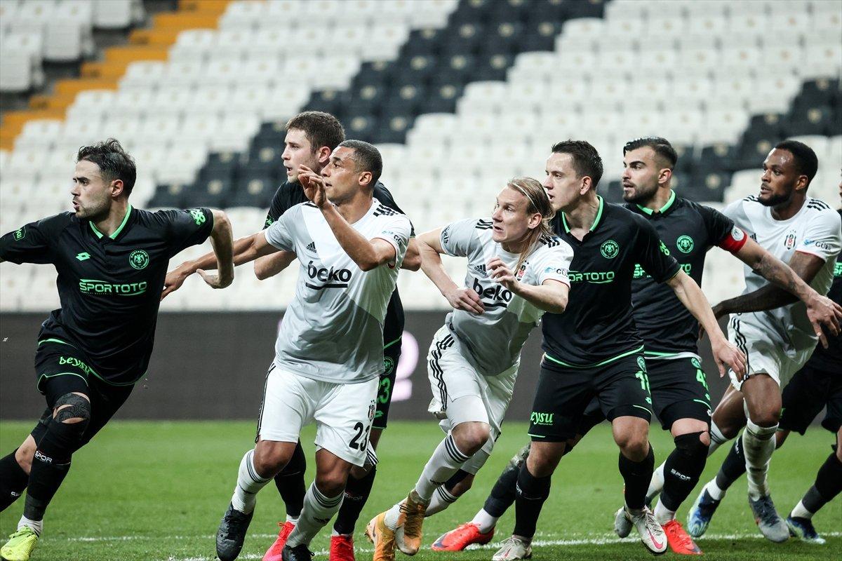 10 kişi kalan Beşiktaş, Konyaspor'u mağlup etti
