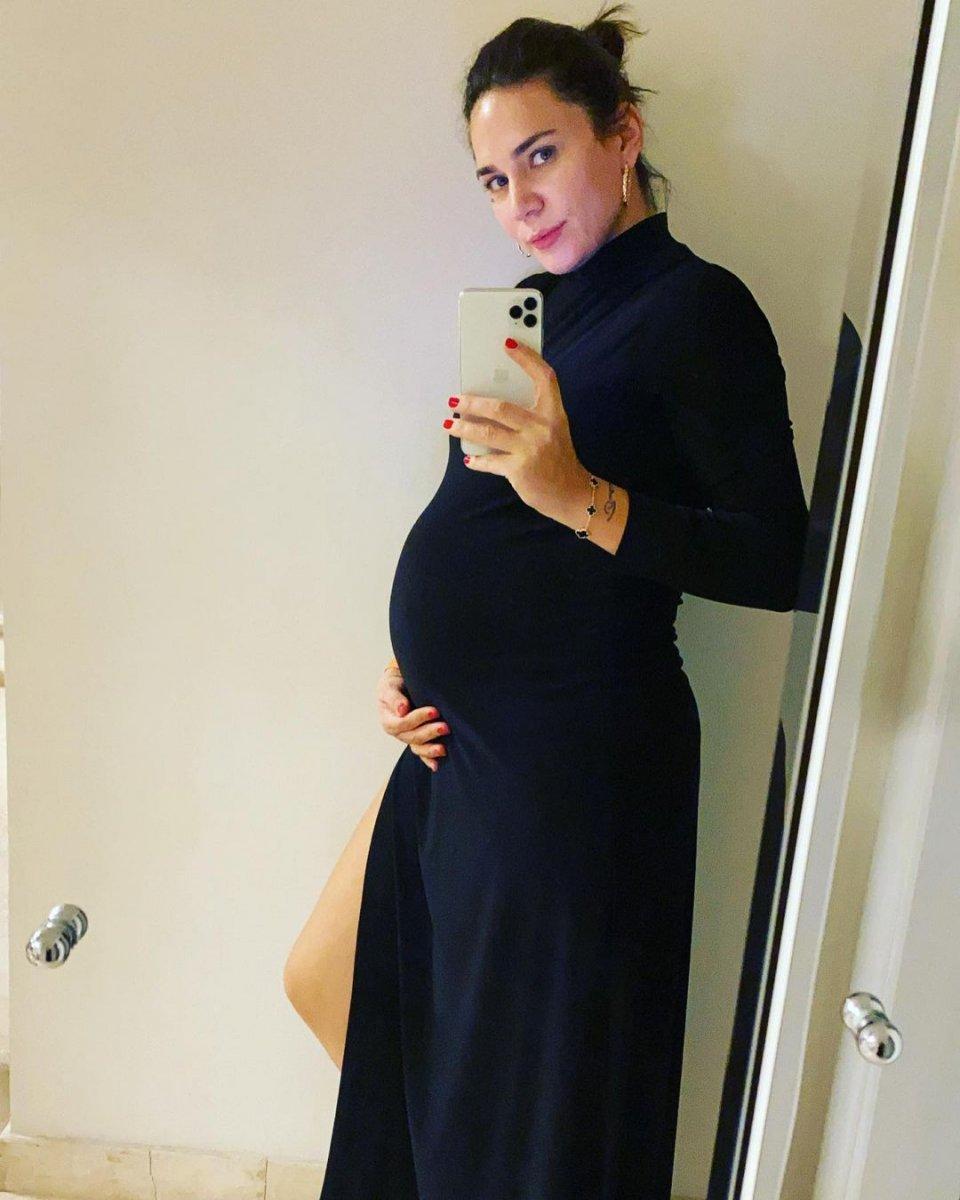 Buse Varol: Avuç içi kadar mutluluk