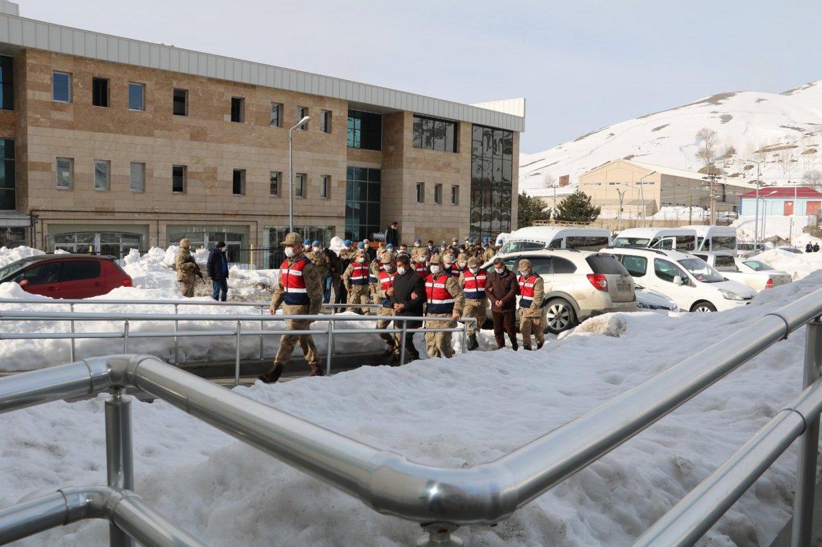 Bitlis’te terör operasyonu: 5 tutuklama