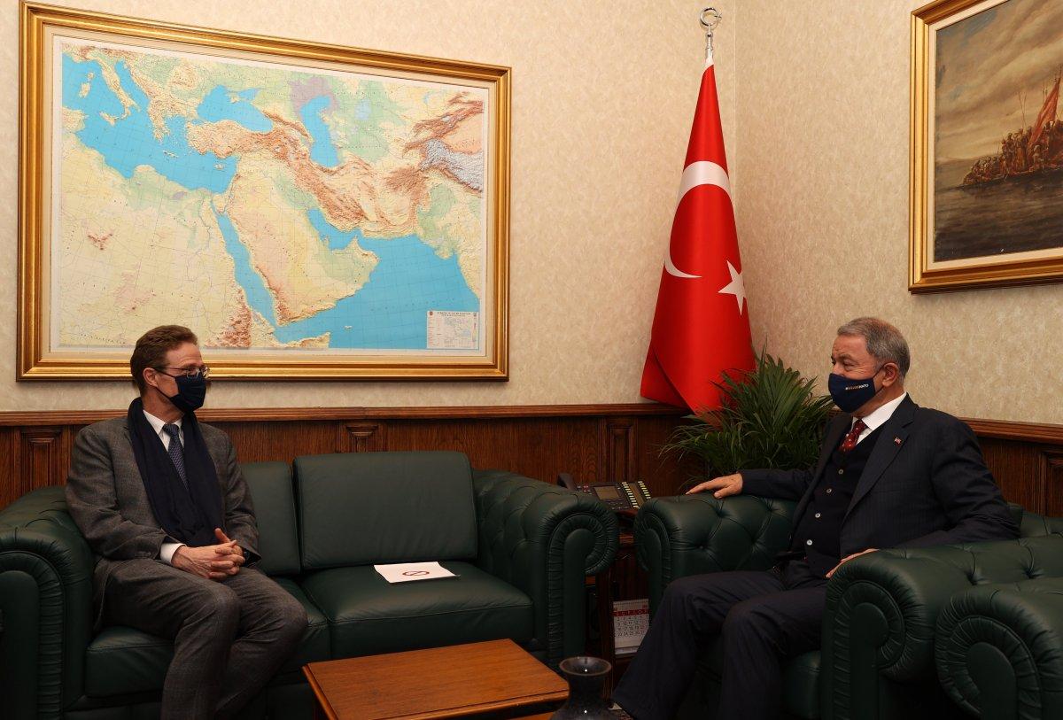 Hulusi Akar, AB Türkiye Delegasyonu Başkanı Meyer-Landrut'u kabul etti