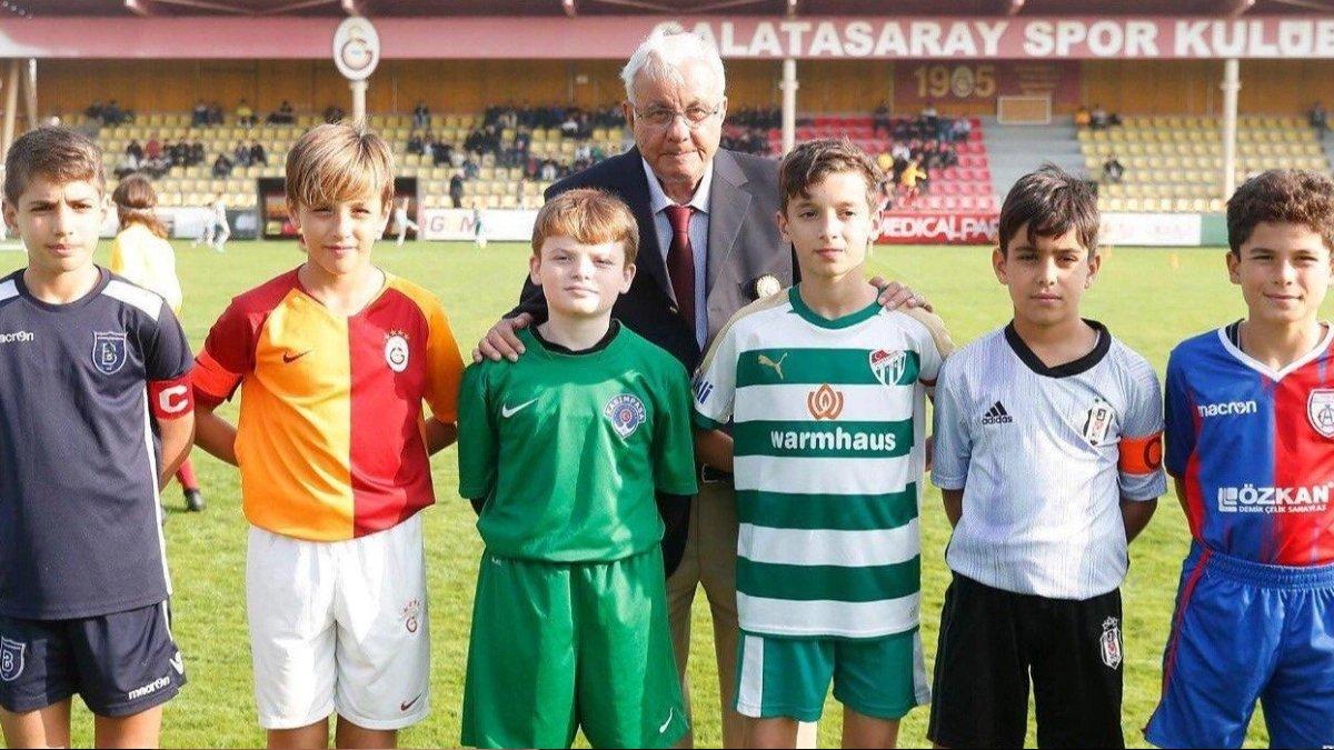 Galatasaray'ın efsane antrenörü Ahmet Keskinkılıç hayatını kaybetti.. Ahmet Keskinkılıç kimdir, neden öldü?