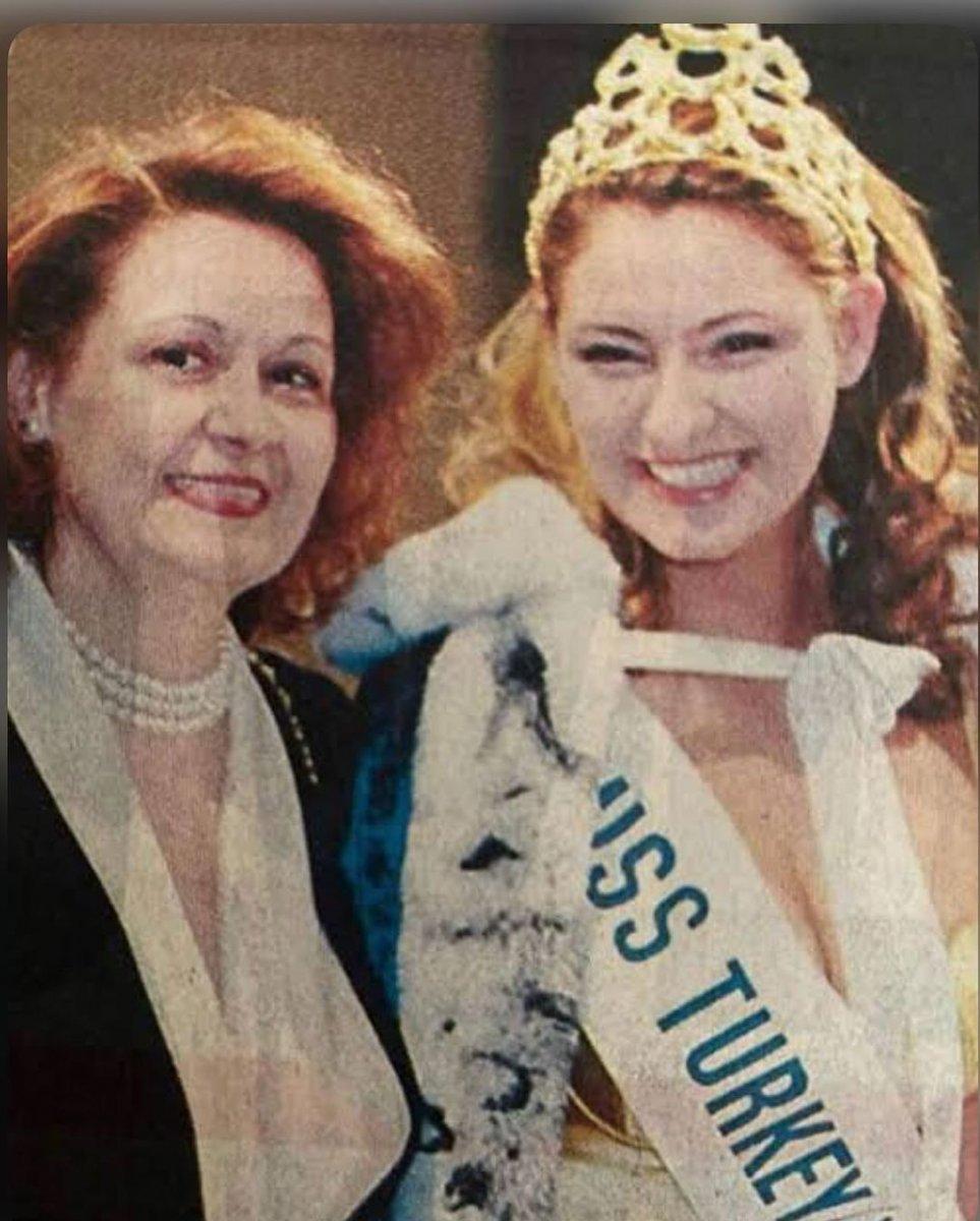 Pınar Altuğ'un yürek yakan anne özlemi