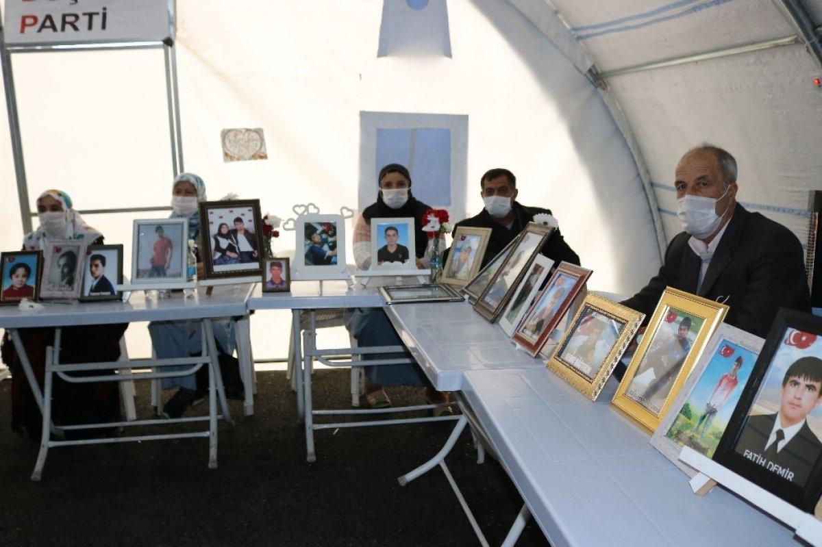 Twitter’ın evlat nöbetindeki ailelerin hesaplarını kapatmasına tepki