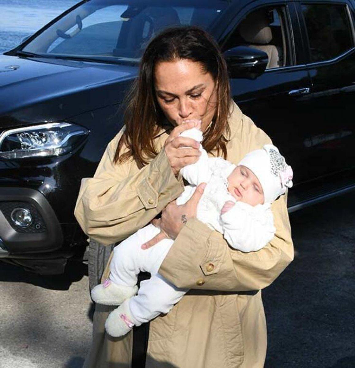 Hülya Avşar, torun istiyor