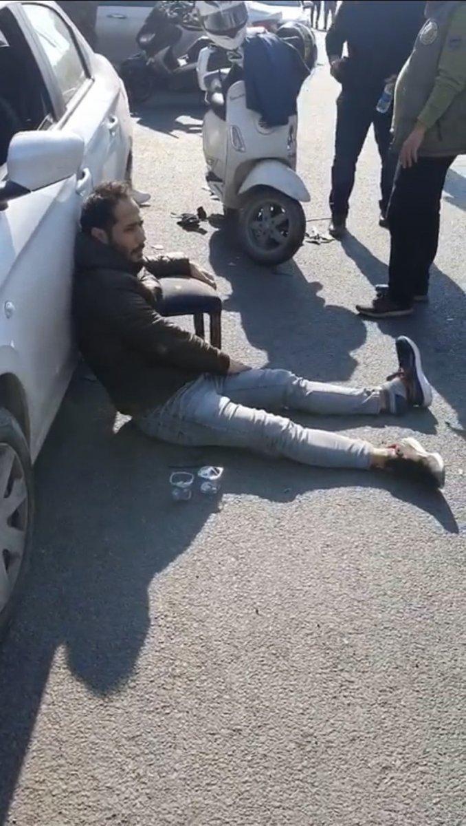 Şişli’de motosikletteki 2 kişi otomobilin çarpmasıyla takla attı