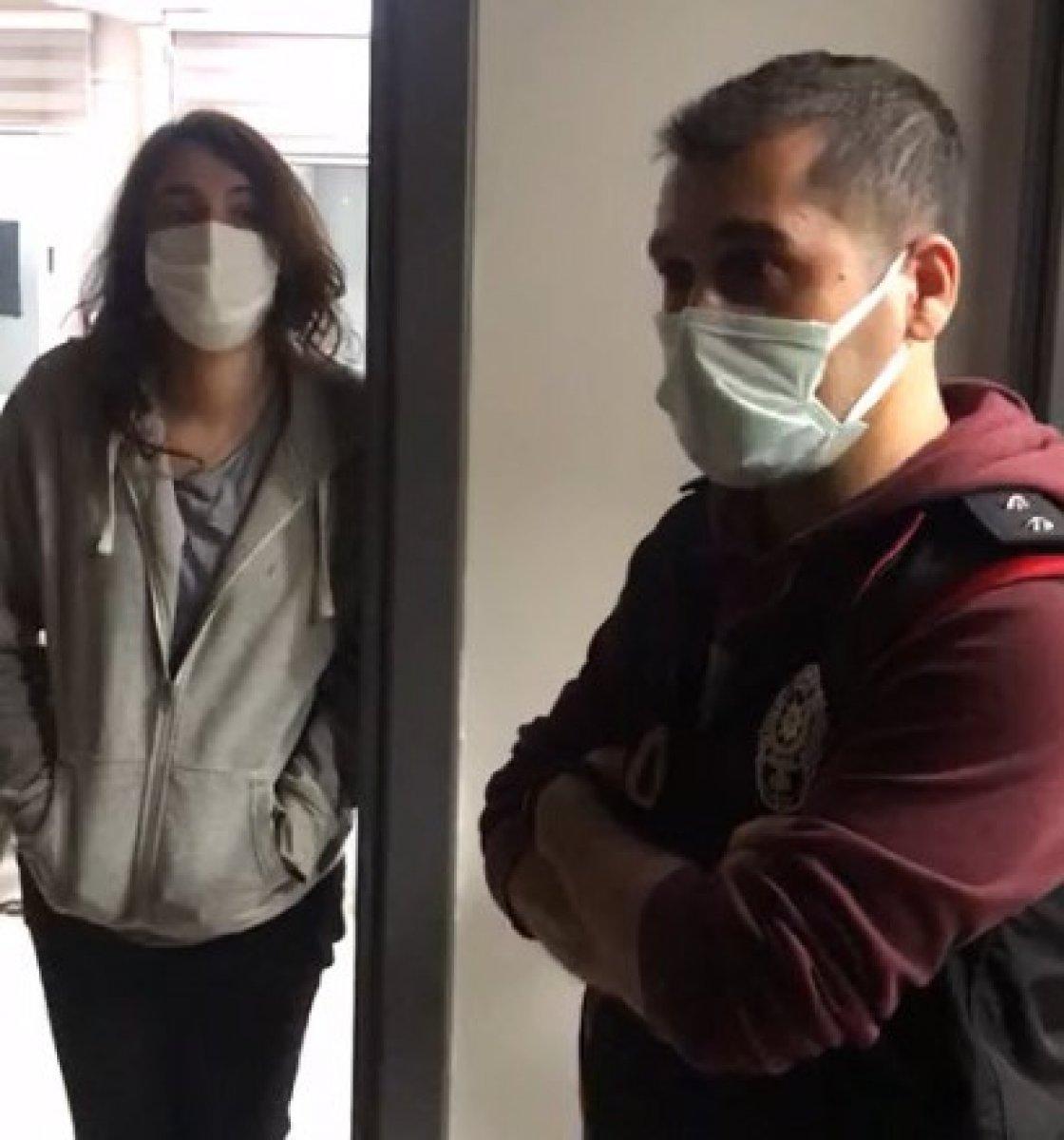 Manisa'da kahvehane önünde alkol alan 10 kişiye ceza