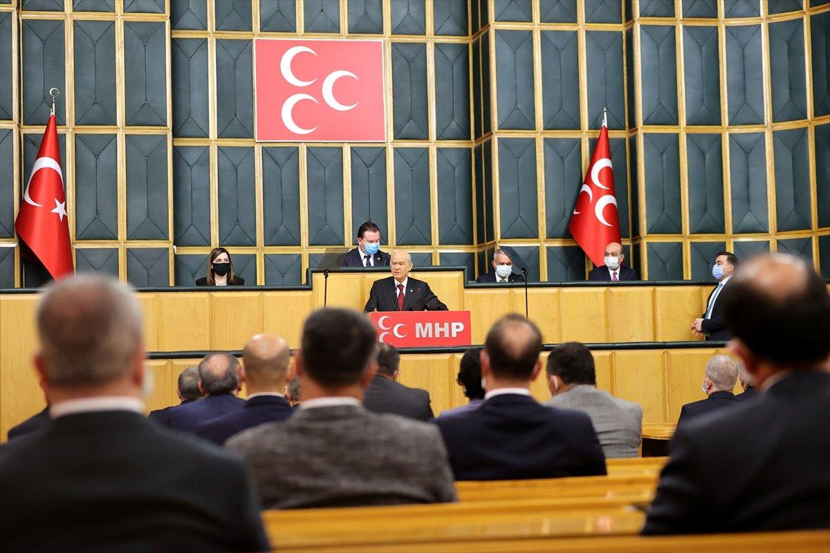 Devlet Bahçeli'den Twitter'ın mesaj kısıtlamasına tepki