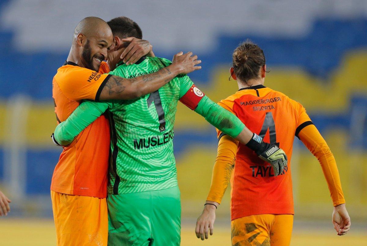 Galatasaray'da Marcao'ya yeni zamlı sözleşme