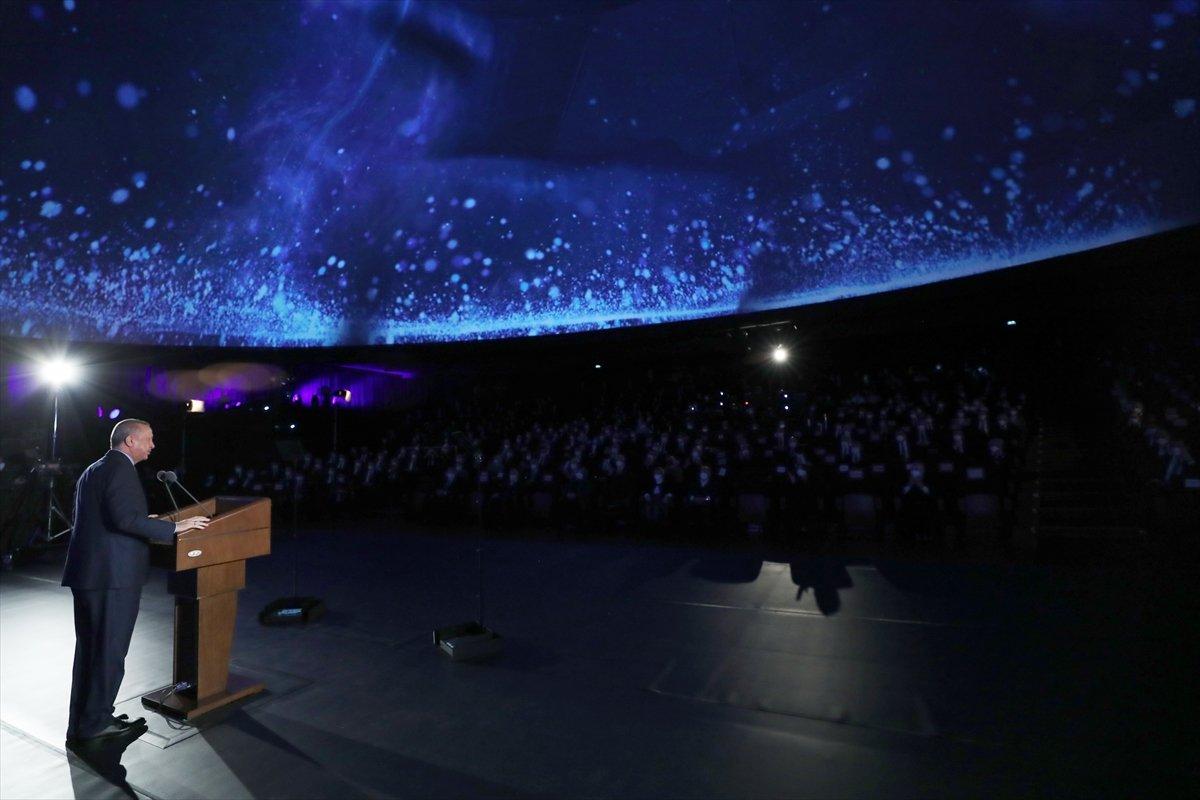 Cumhurbaşkanı Erdoğan: 2023'te Ay'a gideceğiz