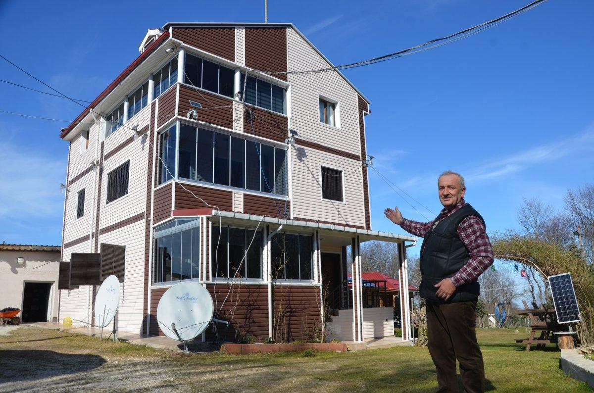 Ordu'da vatandaş, evine güneş panelleri kurdu