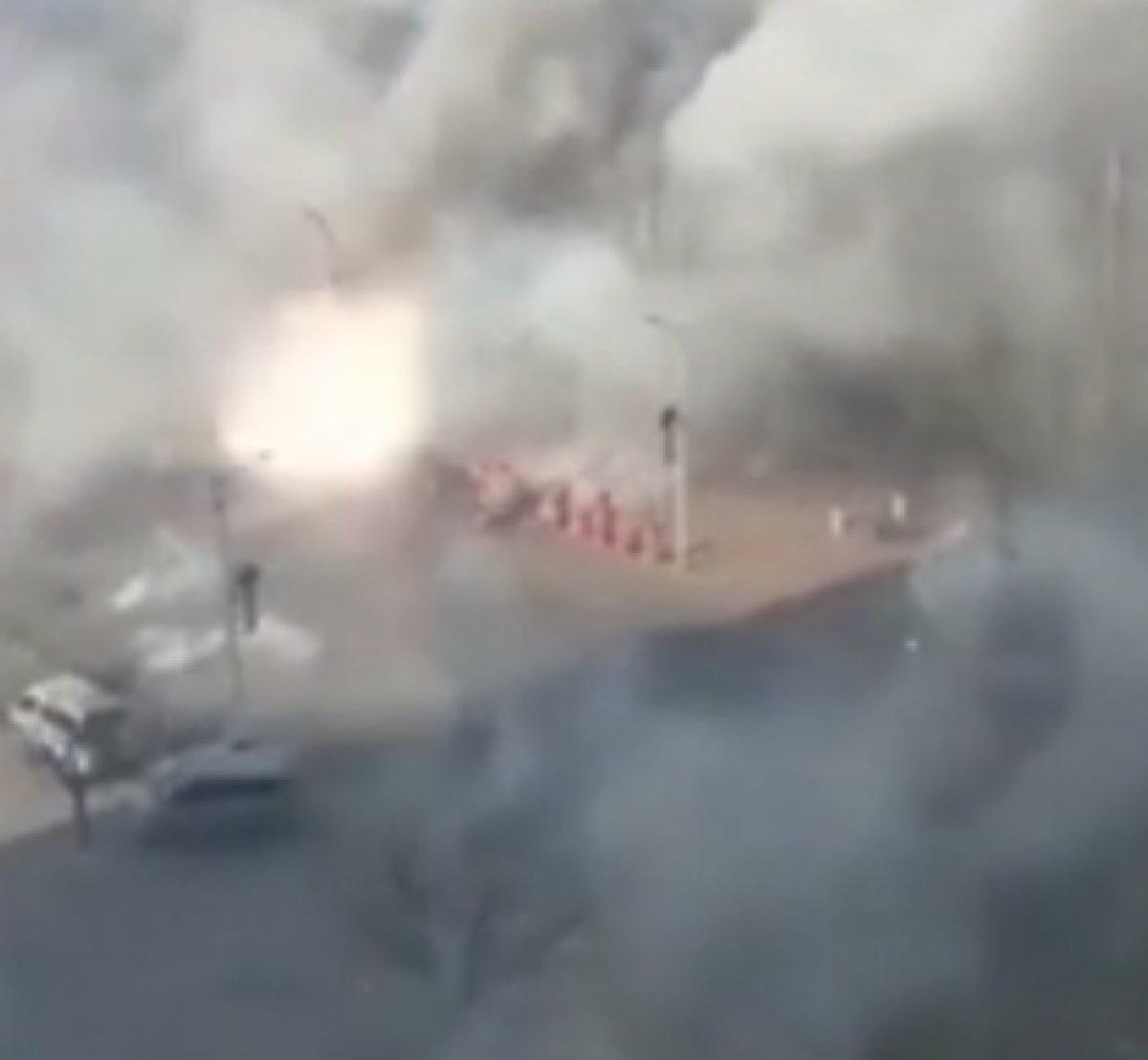 Çin'in havai fişek deposu patladı