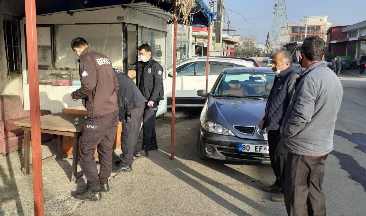 Osmaniye’de 3 iş yerine giren hırsız kameraya yakalandı