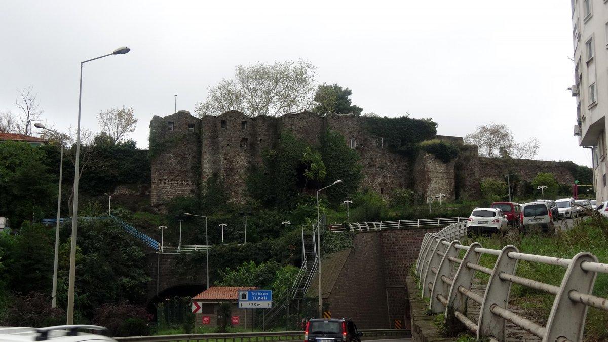 Trabzon'daki 700 yıllık Güzelhisar Kalesi’nin varisi oldular