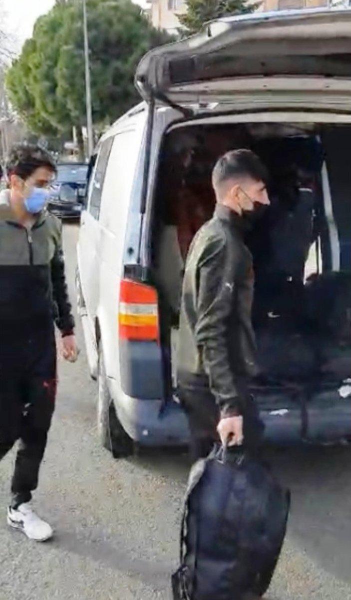 Tekirdağ'da 8 kişilik minibüste 19 göçmen yakalandı