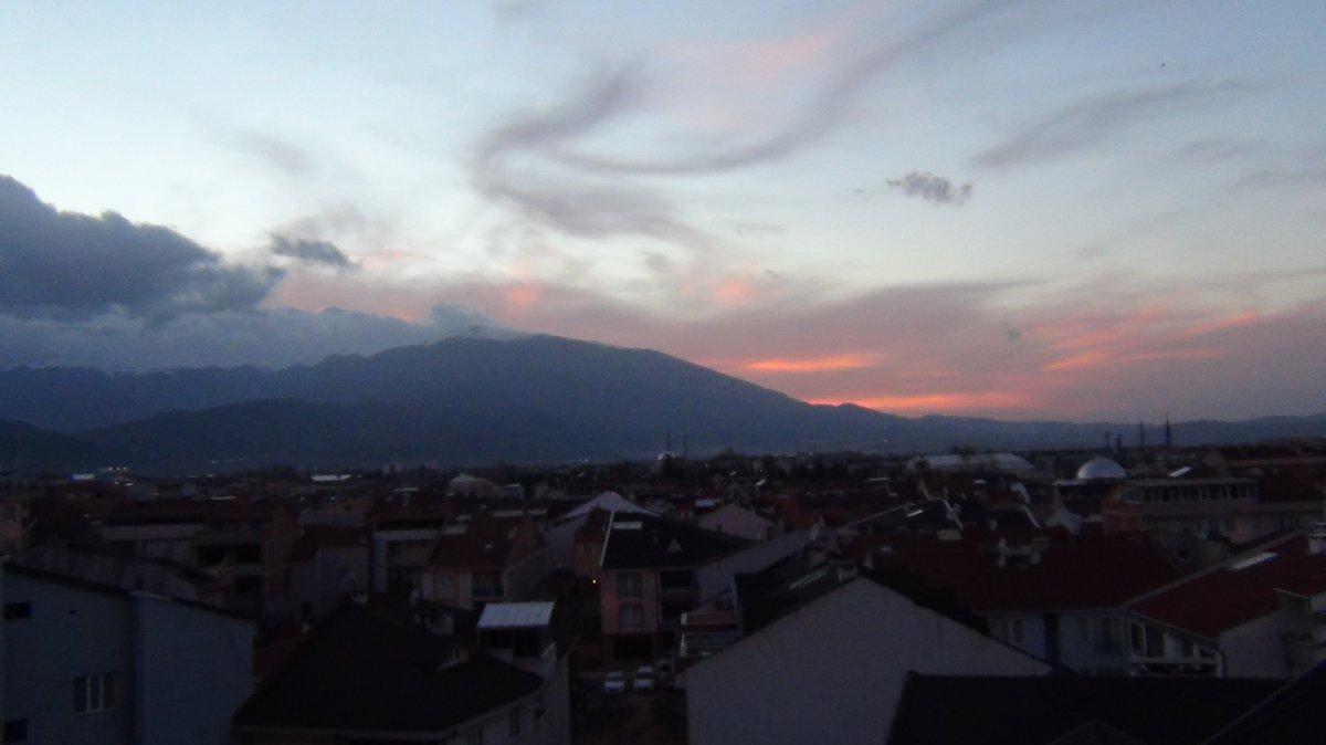Bursa'da gökyüzünde büyüleyen görüntü