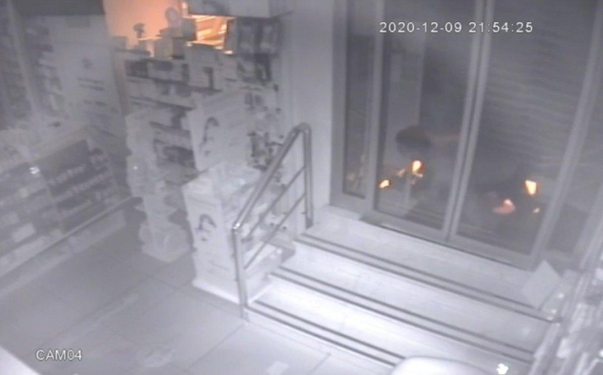 İstanbul'da, hakkında 55 suç kayıtlı olan hırsız tutuklandı