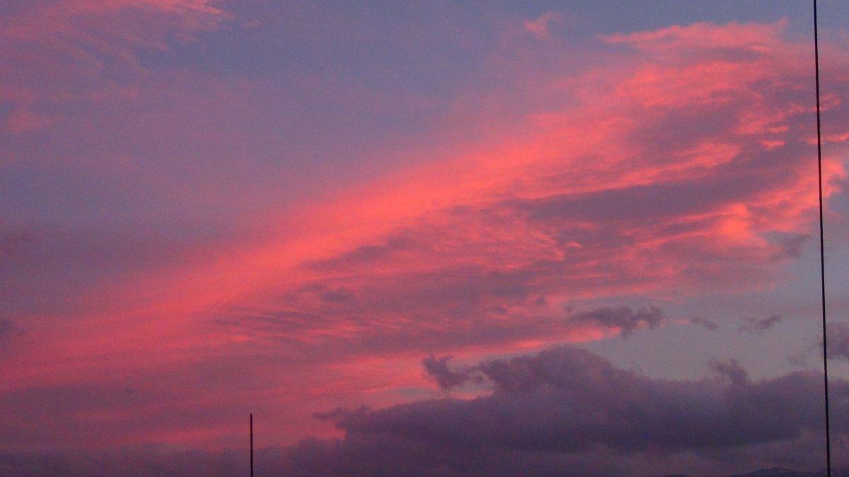 Bursa'da gökyüzünde büyüleyen görüntü