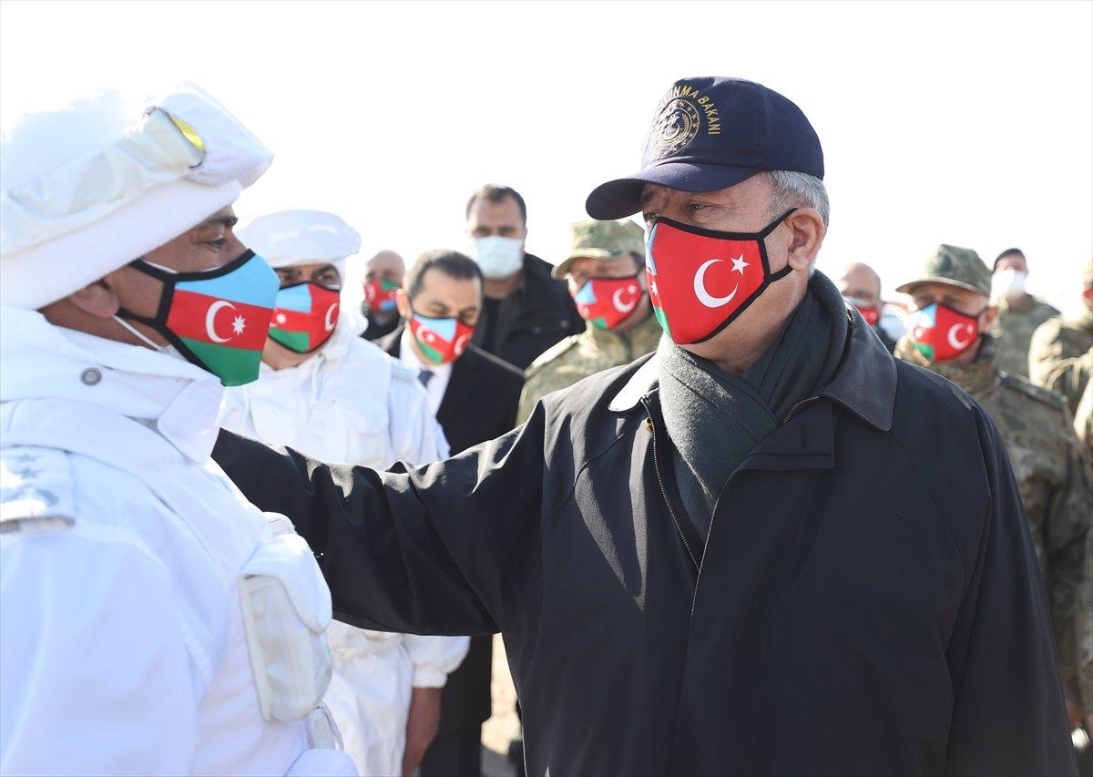 Türk Silahlı Kuvvetleri'nin komando marşlı kış tatbikatı
