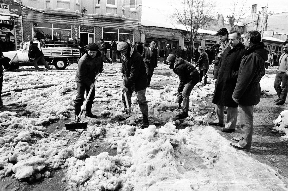 Fotoğraflarla 1987'nin İstanbul kışı