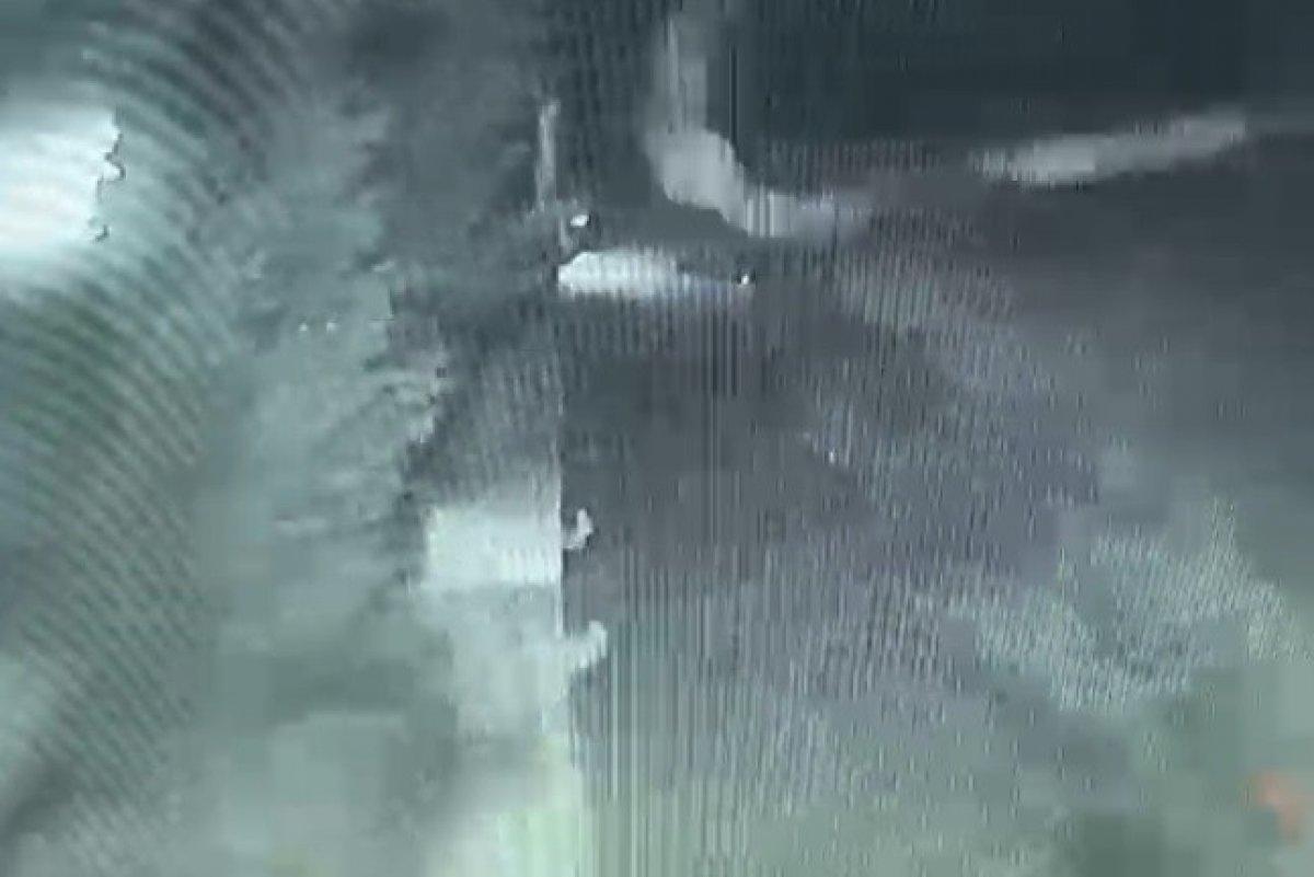 İzmir'de hortum sonrası görüntüleri kameralara yansıdı