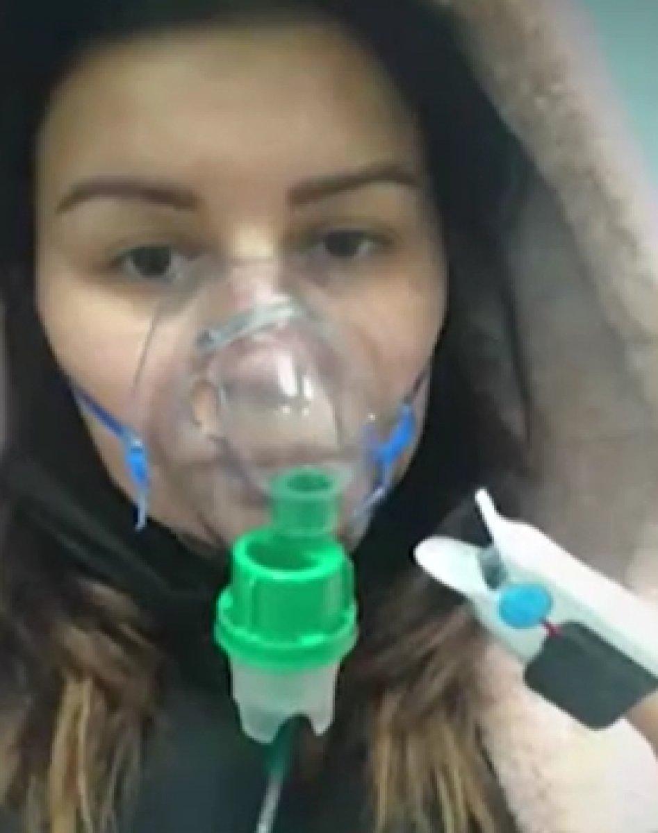 İstanbul'da botoks yaptırdığı estetisyen şarkıcı çıktı