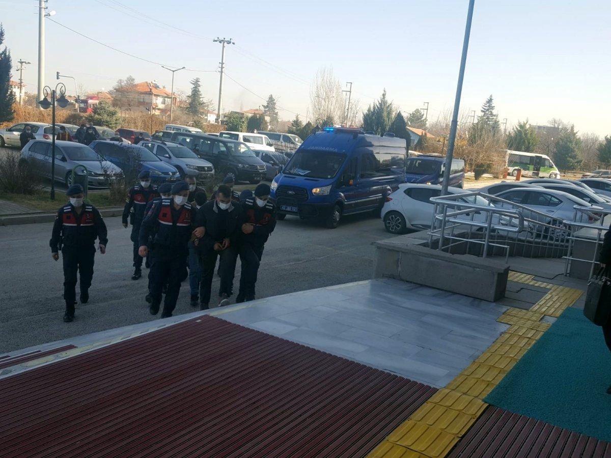 Konya'da şehit annesinin koyunlarını çaldığı iddia edilen şüpheliler tutuklandı