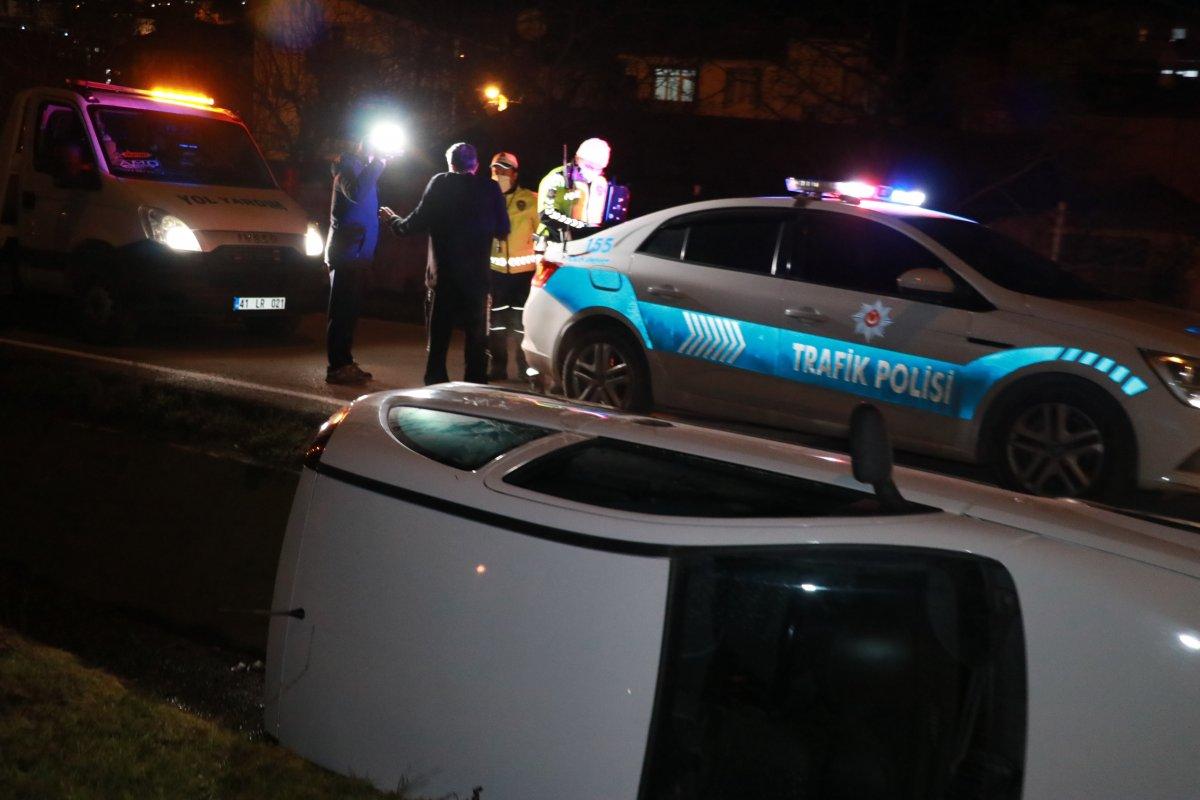 Kocaeli'de aracını kanala deviren alkollü sürücü: Nöbet tutuyorum