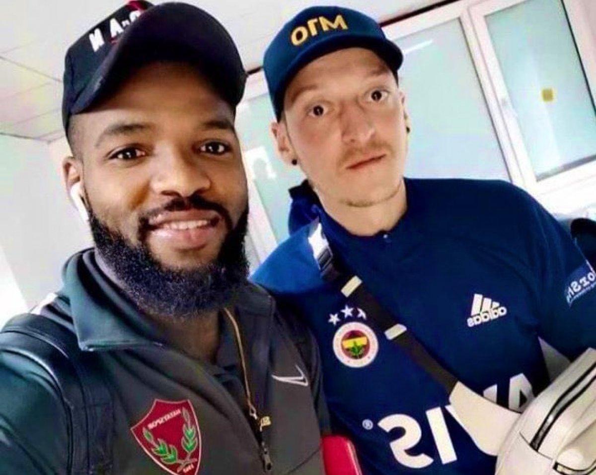 Boupendza'nın Mesut Özil hayranlığı