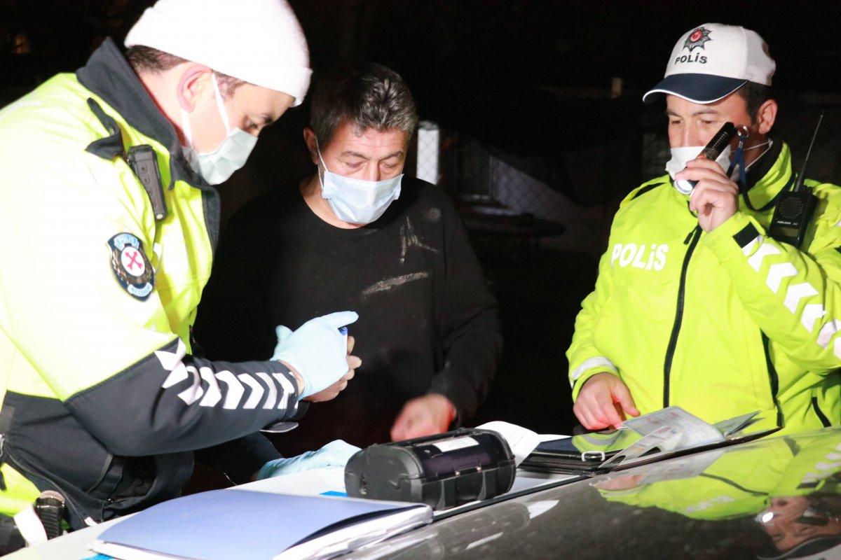 Kocaeli'de aracını kanala deviren alkollü sürücü: Nöbet tutuyorum