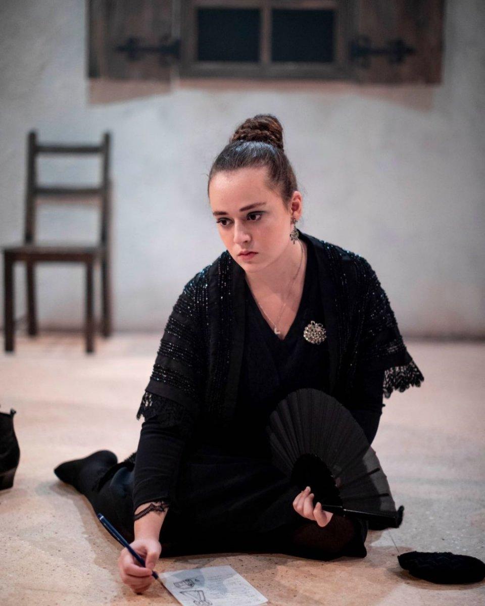 Bennu Yıldırımlar'ın, Bülent Emin Yarar'la evli olduğu ortaya çıktı