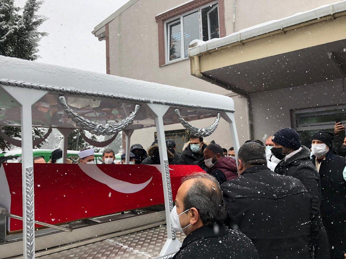 Kadir Topbaş'ın oğlu Hüseyin Topbaş, babasının ölüm nedenini açıkladı
