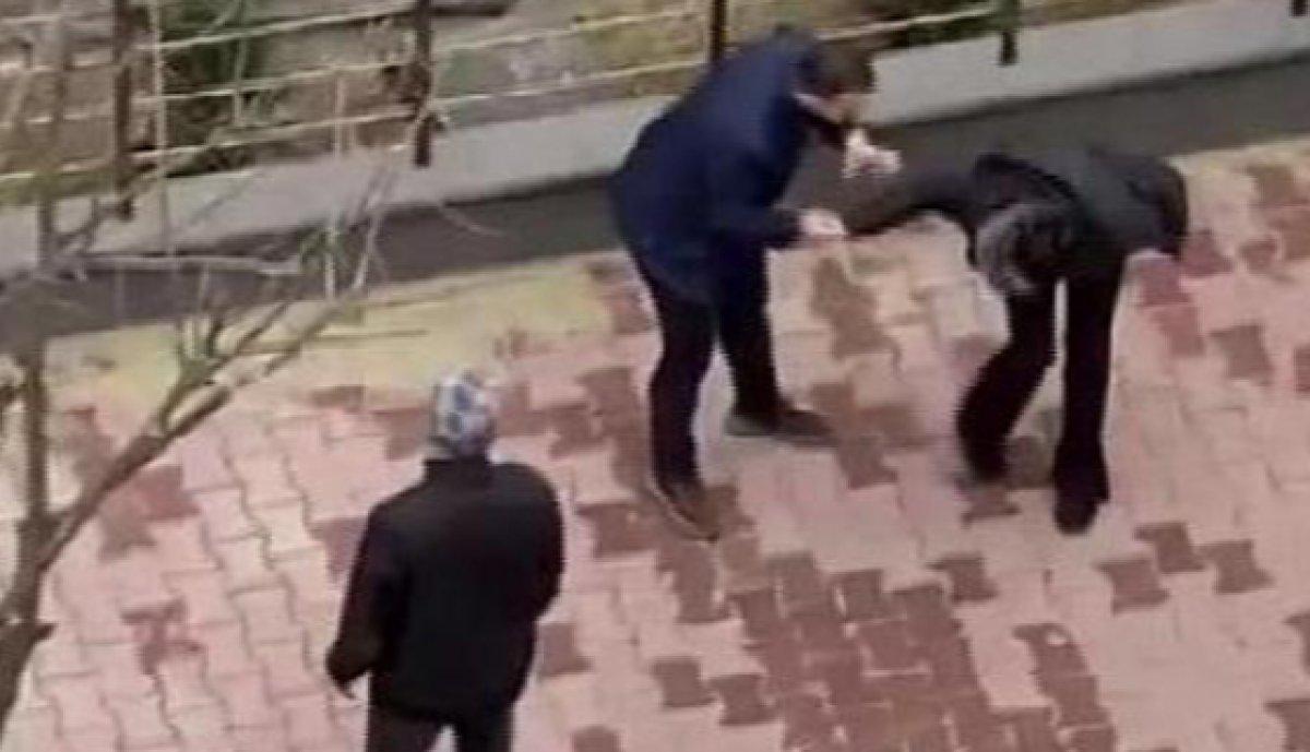 Bahçelievler'de tartıştığı kadına tokat attı