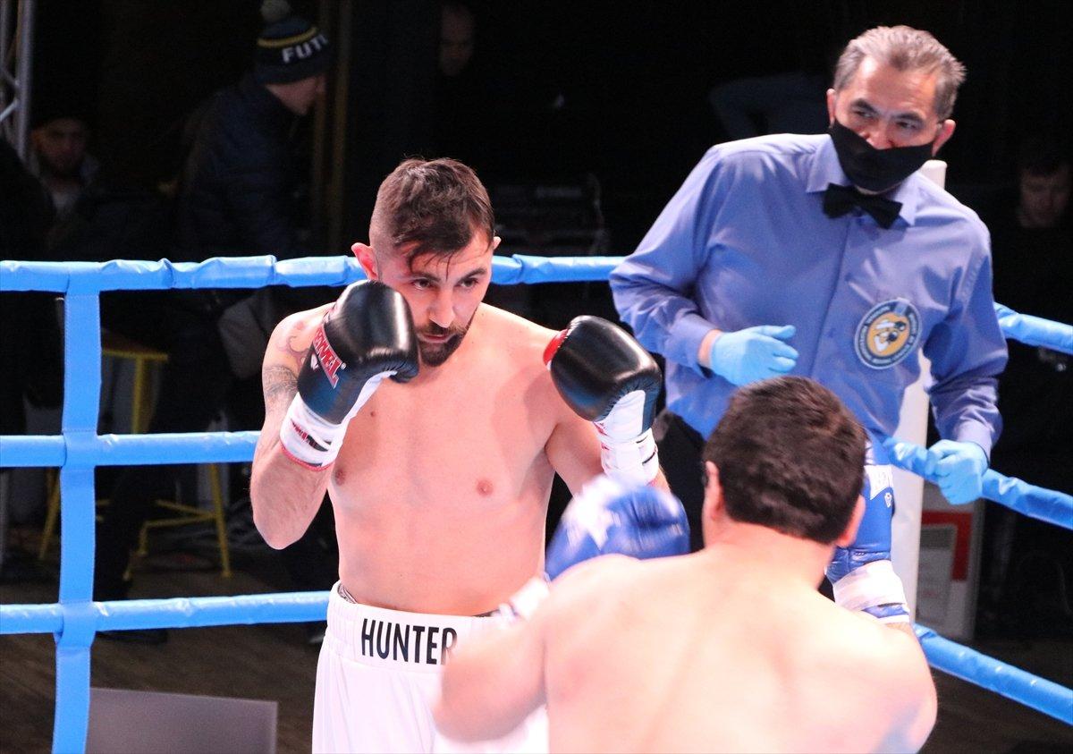 Ukrayna'da Türk boksör Arda Tamer Avcı, UBO Kıtalararası Şampiyonu oldu