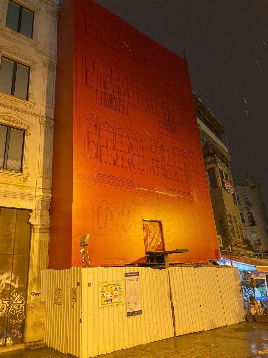 İBB işi gücü bıraktı, Nusret’le uğraşıyor