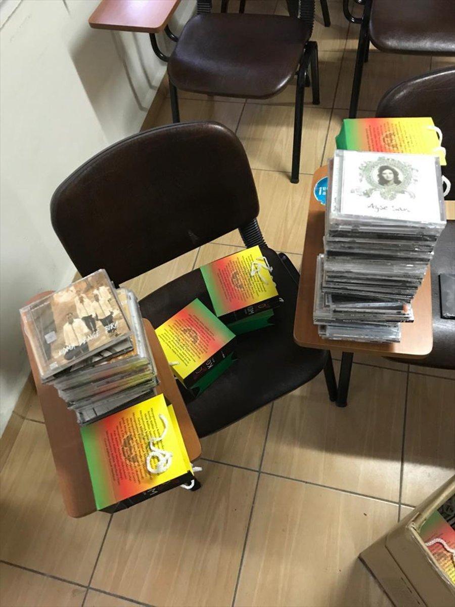 Batman ve Aydın HDP binasında Öcalan posterleri ele geçirildi