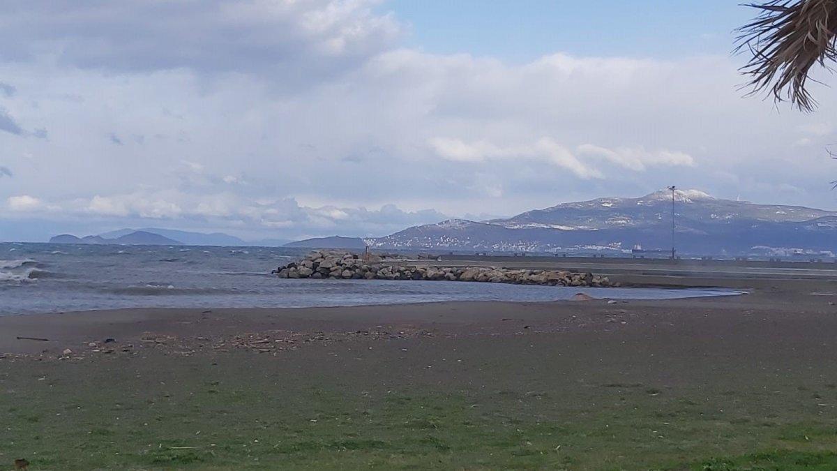 İzmir'de denize düşen uzman çavuş hayatını kaybetti