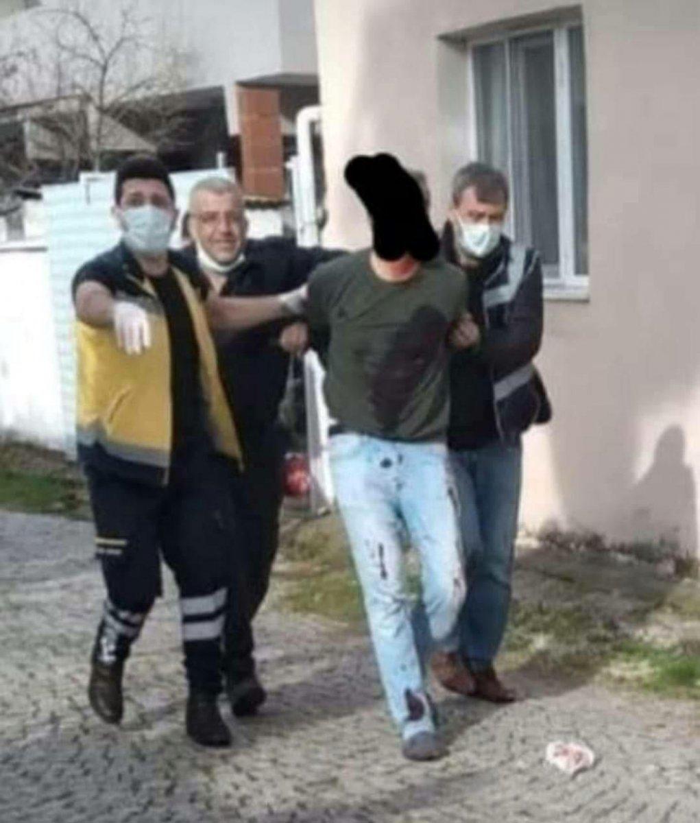 İzmir'de eşini öldürüp, çocuklarını yaralayan zanlı tutuklandı