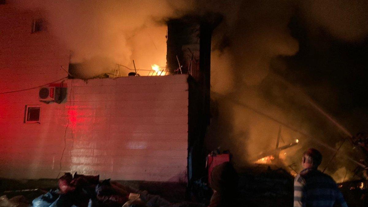 Burdur'da, yanan kalorifer kazanı evi kullanılamaz hale getirdi