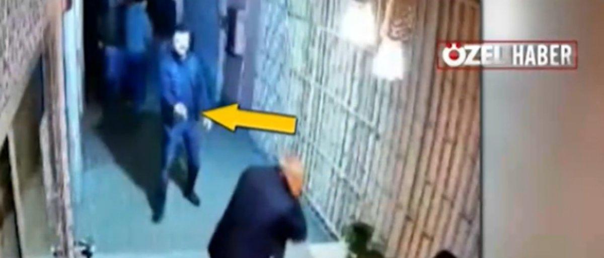 İstanbul'da 10 bin lira için kahvehaneyi basıp dehşet saçtılar