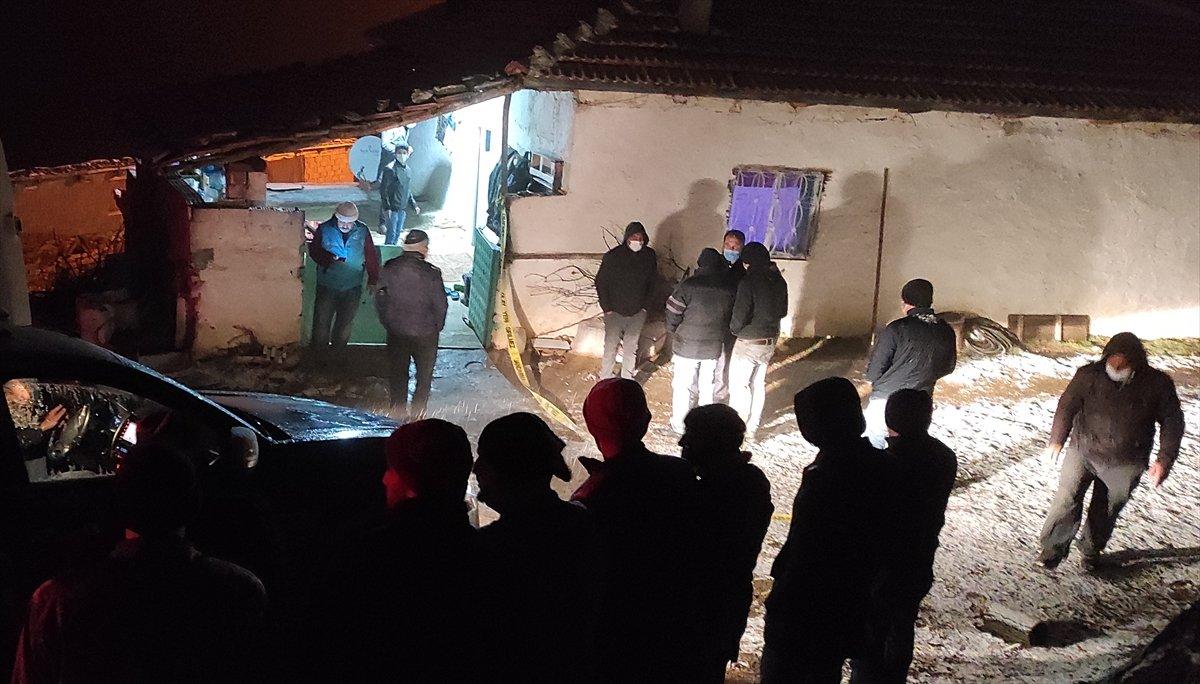 Manisa’da aynı aileden 3 kişi öldü