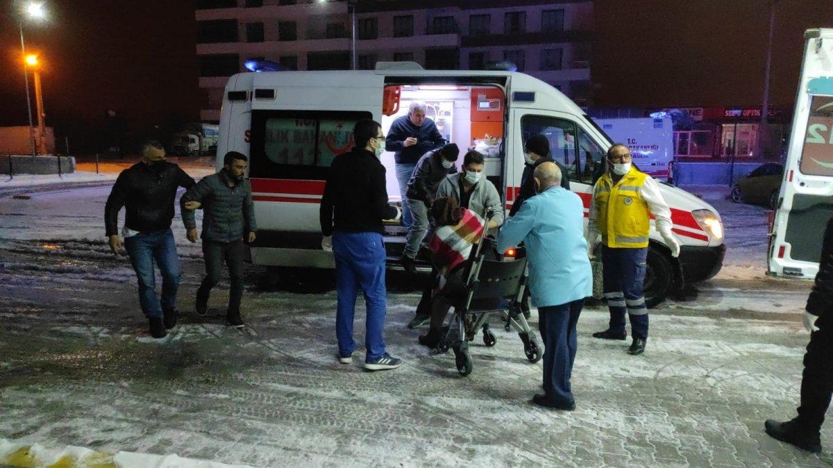 Konya'da yardım için durdu, otobüs çarptı: 5 ölü