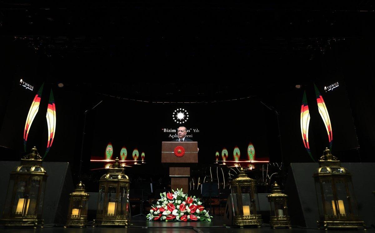 Cumhurbaşkanı Erdoğan, Türkçe'nin önemine vurgu yaptı