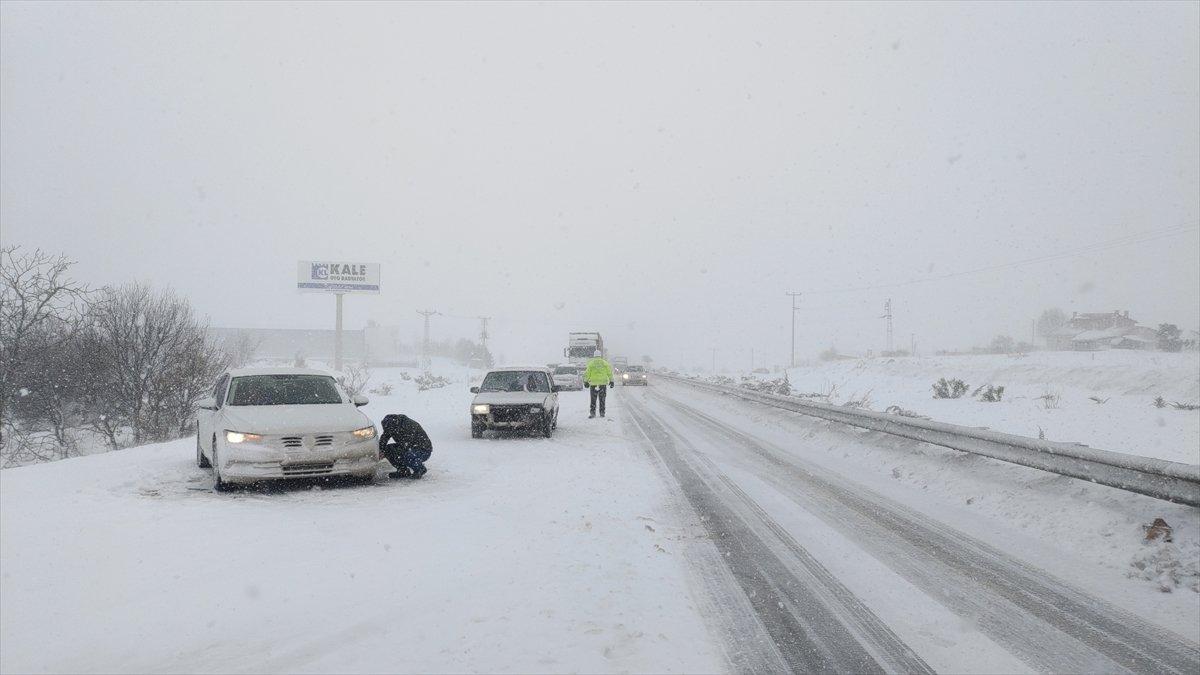 Bursa-Yalova kara yolu, ağır taşıtların geçişine kapatıldı
