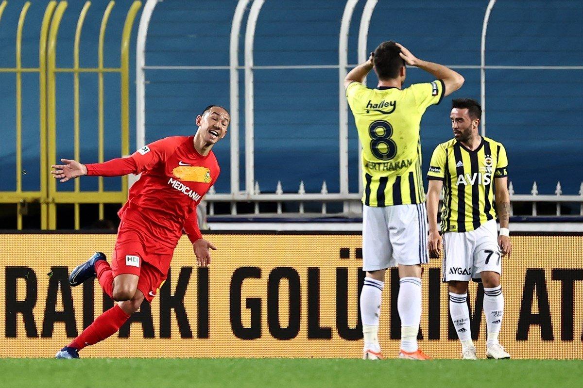 Umut Bulut, Oğuz Çetin'in rekorunu egale etti