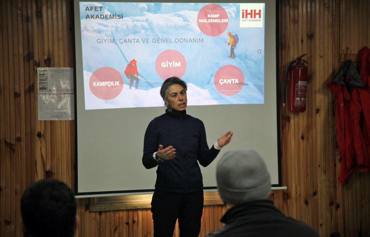 İHH, medya mensuplarını kış eğitiminde buluşturdu