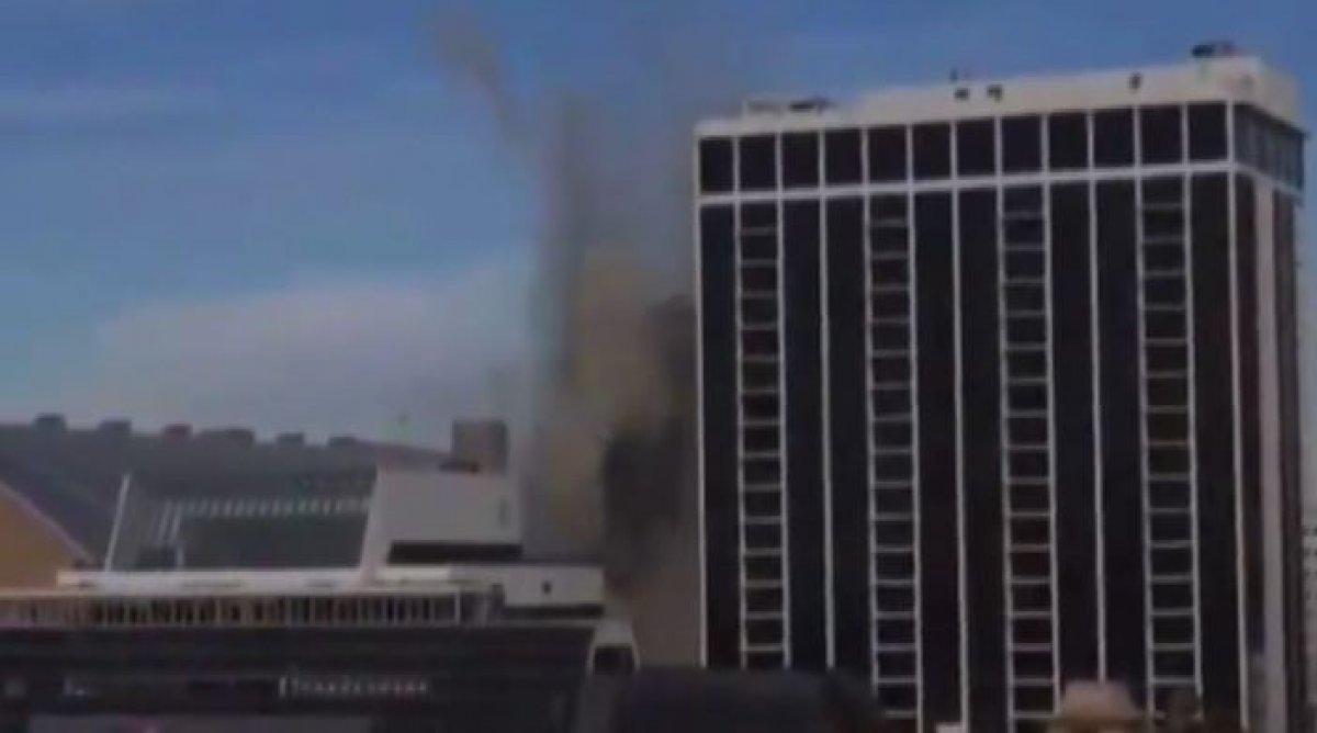 Donald Trump'ın oteli yıkıldı