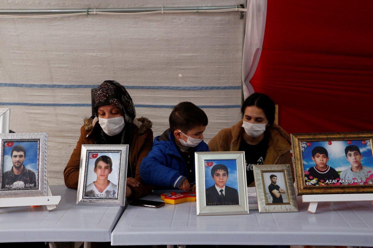Diyarbakır annesi Sancar: HDP kızımı PKK'ya nasıl götürdüyse, öyle getirsin