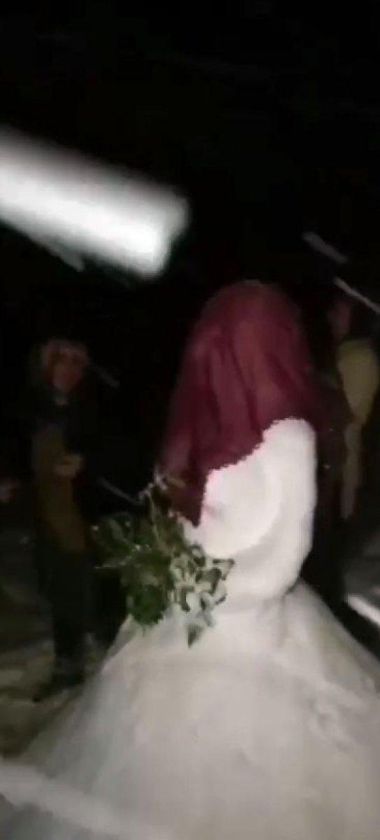Karabük'te kardan geline kına gecesi yaptılar