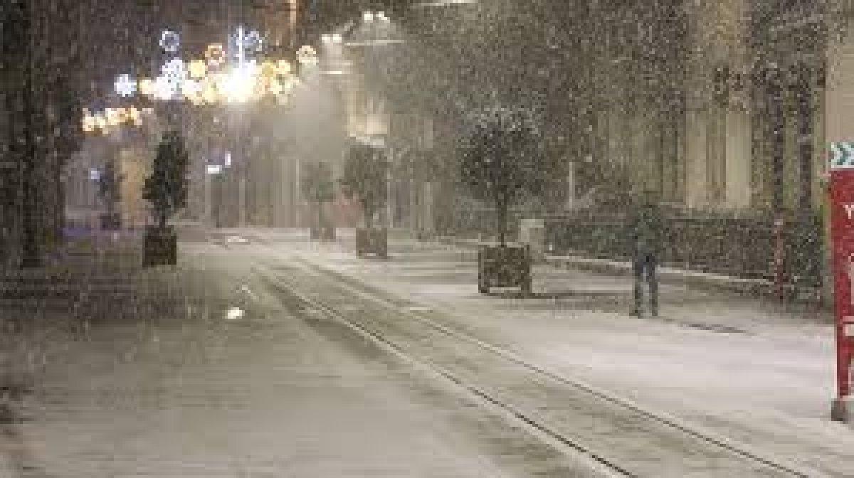 İstanbul’da kar yağışı ile birlikte elektrik tüketimi arttı